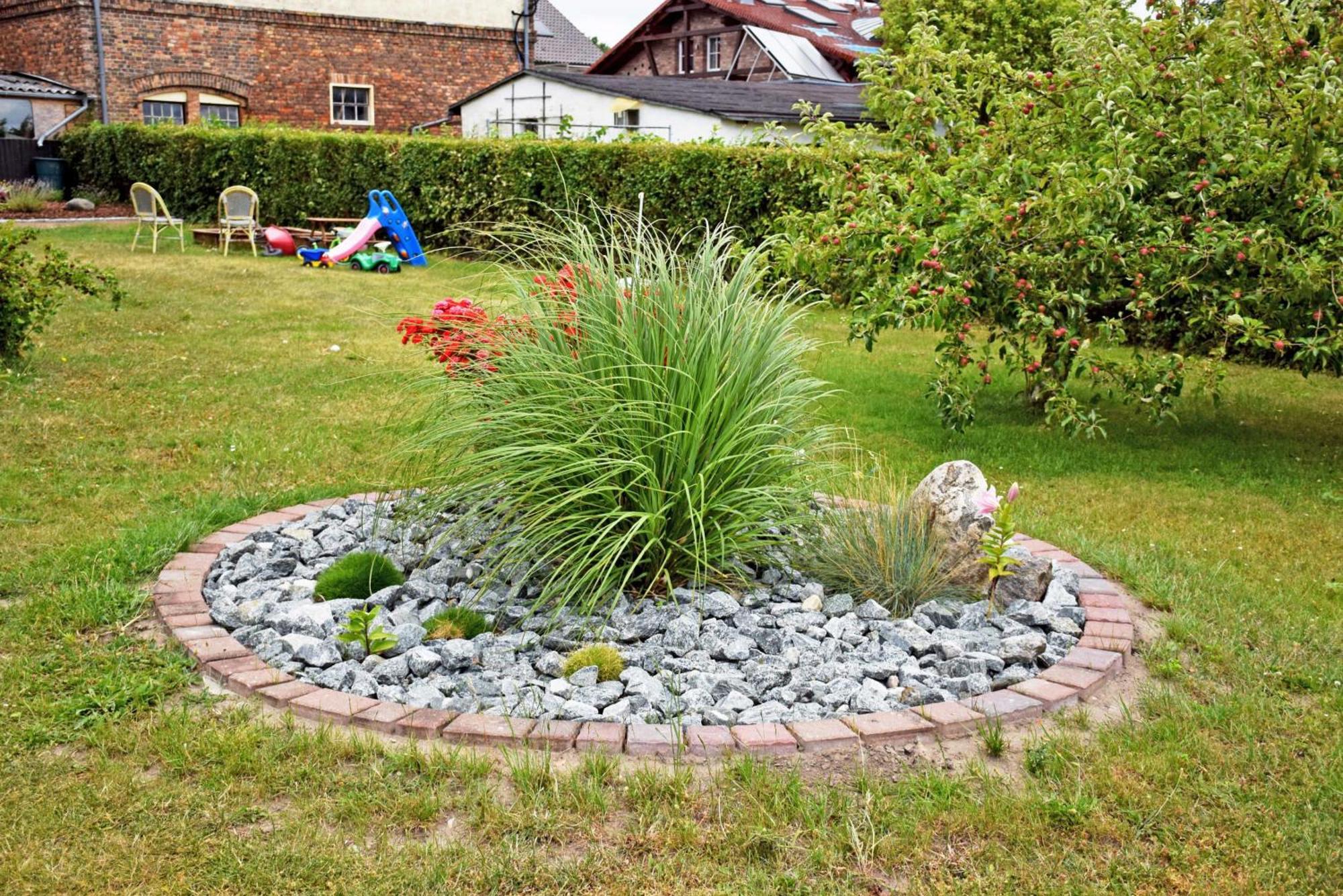 Ferienwohnung Mit Garten Und Sundblick Altefähr Exterior foto